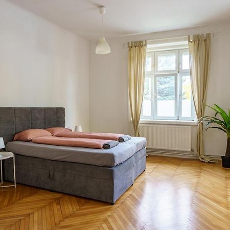 Central Living Apartments - Schoenbrunn 비엔나 외부 사진