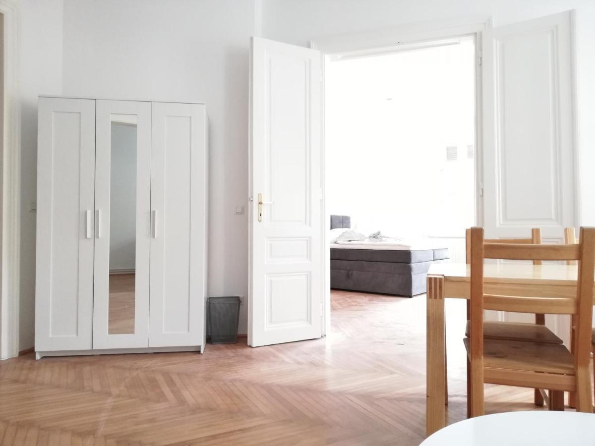 Central Living Apartments - Schoenbrunn 비엔나 외부 사진
