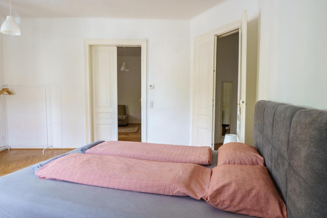 Central Living Apartments - Schoenbrunn 비엔나 외부 사진
