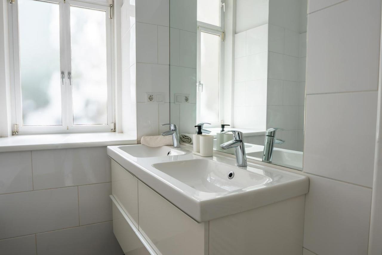 Central Living Apartments - Schoenbrunn 비엔나 외부 사진