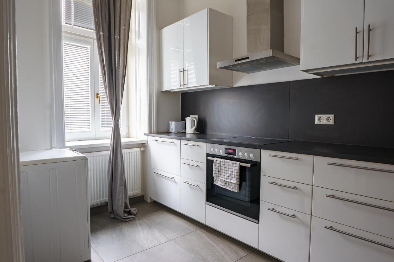 Central Living Apartments - Schoenbrunn 비엔나 외부 사진