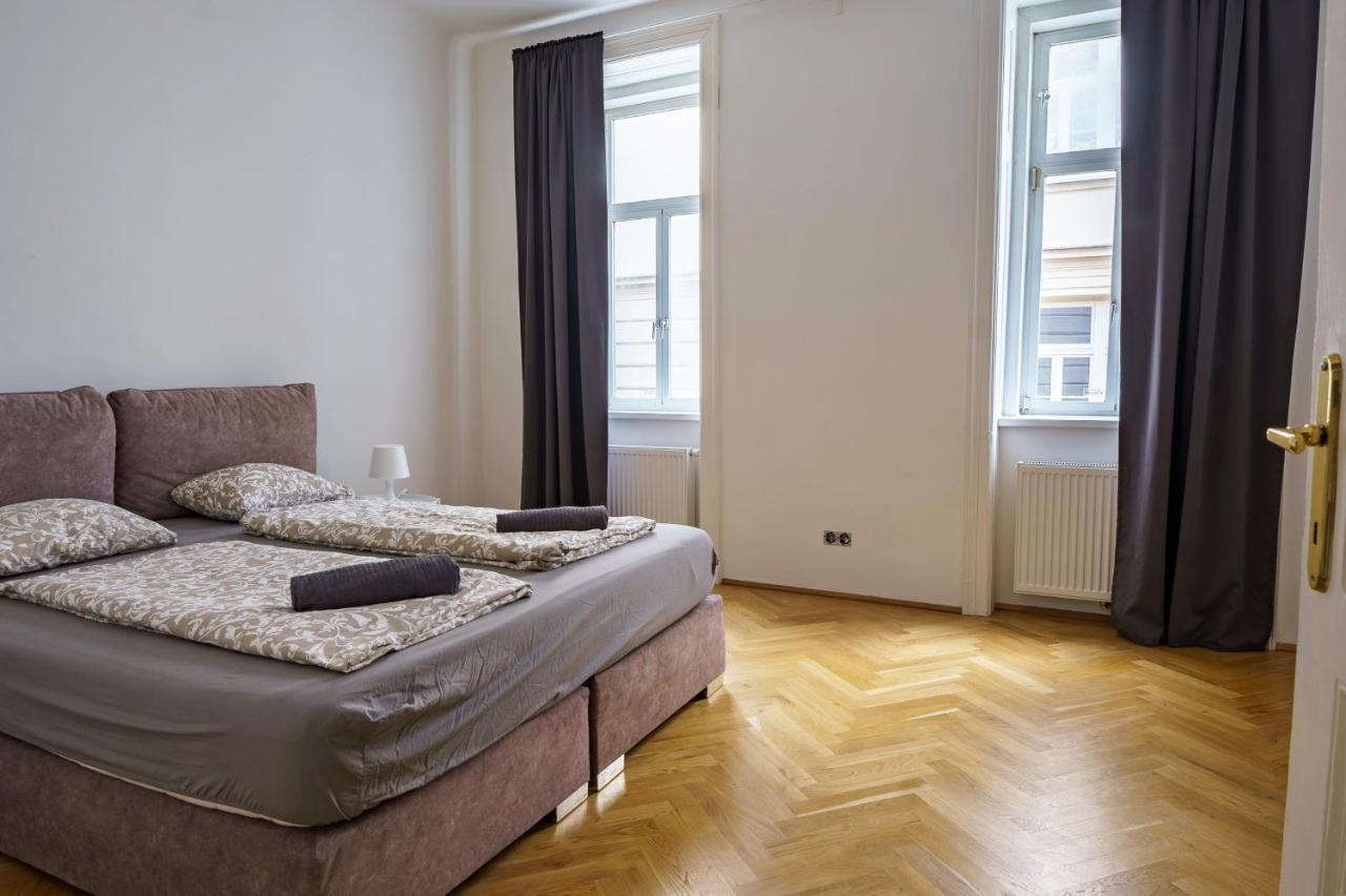 Central Living Apartments - Schoenbrunn 비엔나 외부 사진